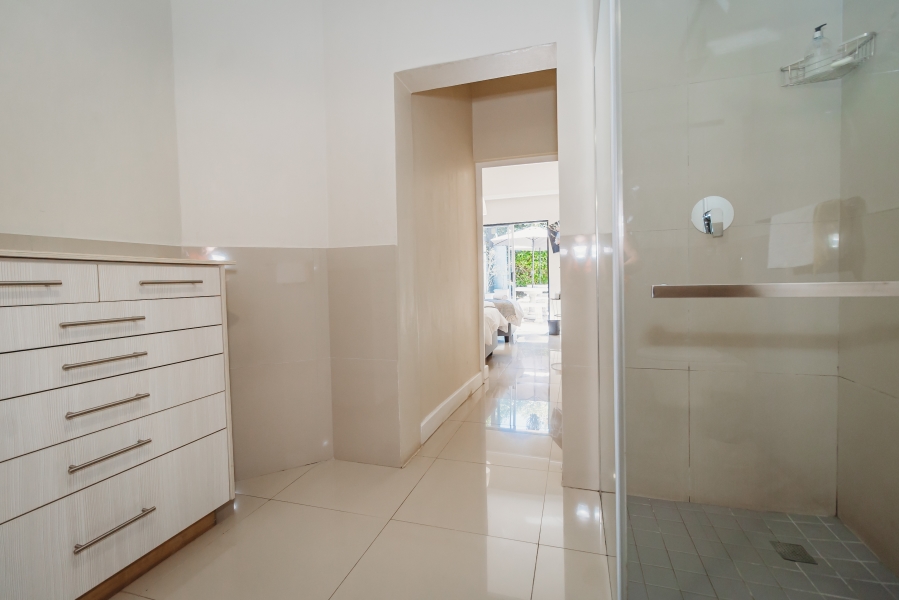 5 Bedroom Property for Sale in Heather Park Western Cape